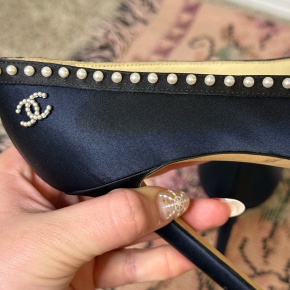 Chanel Navy and Black Pearl Detail Heels - Picture 8 of 12